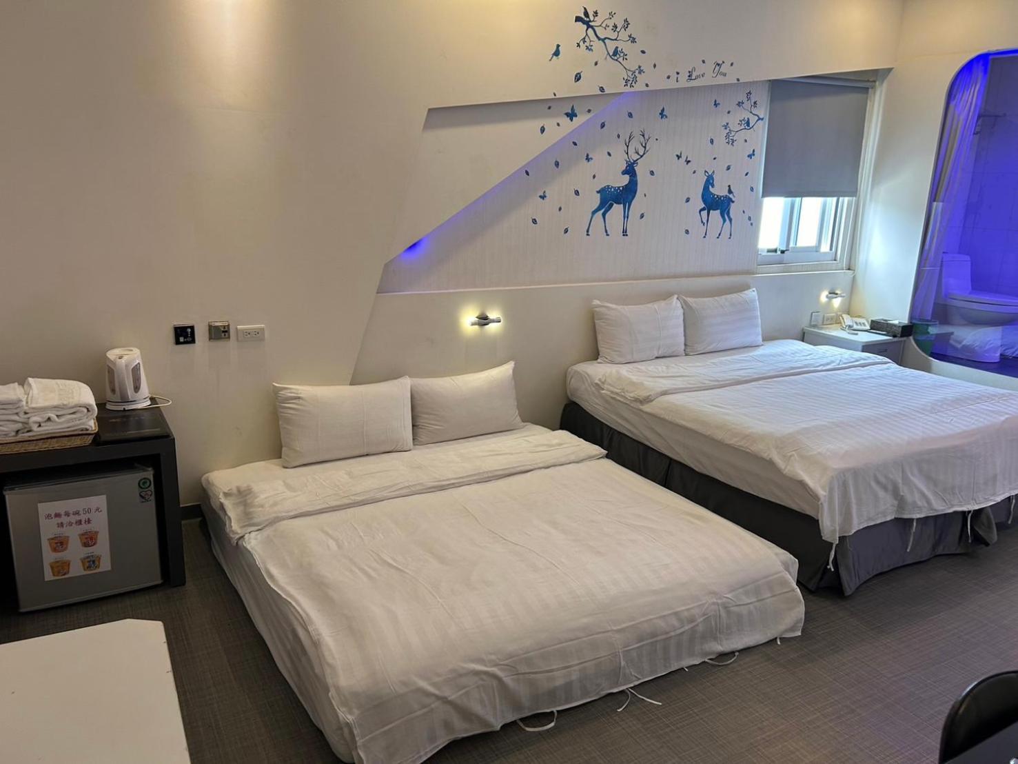 Galaxia Business Hotel Taichung Eksteriør billede