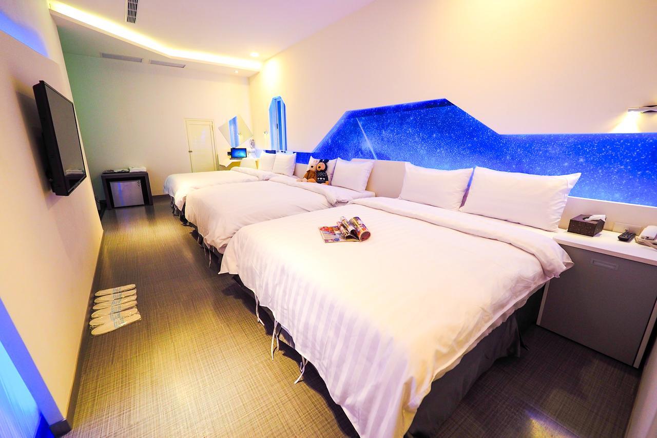 Galaxia Business Hotel Taichung Eksteriør billede