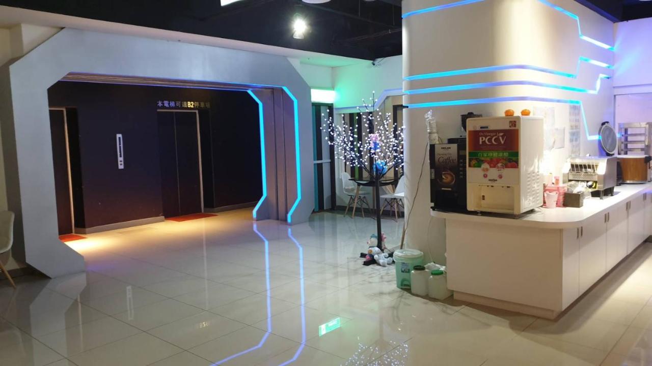 Galaxia Business Hotel Taichung Eksteriør billede